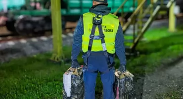 Skaner RTG wykrył kontrabandę. Udaremniono przemyt w pociągu towarowym [FOTO]