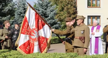 Mieszkańcy Szumowa upamiętnili księży zamordowanych podczas II wojny światowej [FOTO]