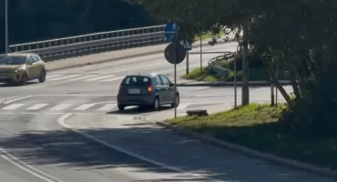 Radny Mariusz Dąbrowski interpeluje w sprawie organizacji ruchu na skrzyżowaniu Żytniej i Łomżyńskiej w Zambrowie  