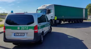 Kierowca ciężarówki ponad 30 razy nie uiścił opłaty drogowej w systemie e-TOLL